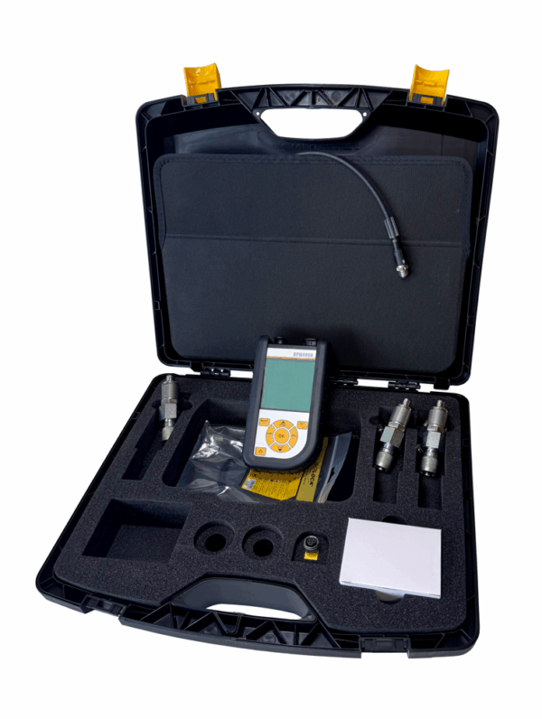 HPM4000 Max Kit - Hand held digital hydraulic tester with 3 pressure transducers, cables, and a carry case with foam.